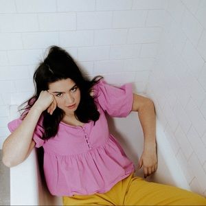 Meet your Posher, Amelia